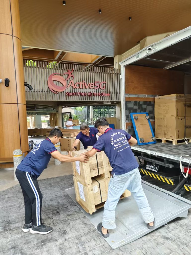 Move Move Movers 3ca6a3f90b64e8a16284e86e72ccf20b